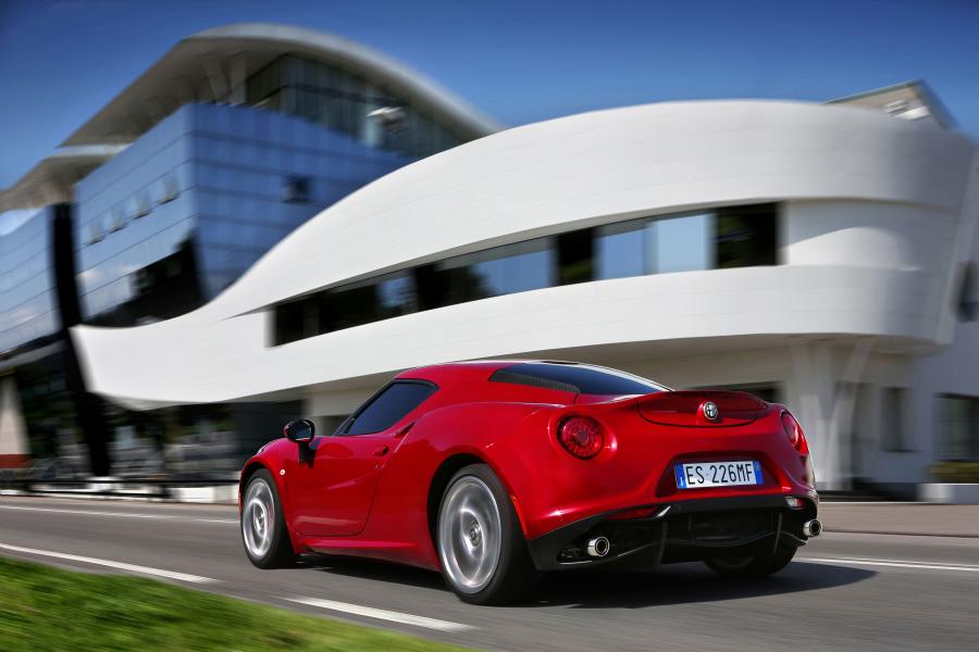  Alfa Romeo 4C (960) 2013 года  (WW) (фото 18 из 77)
